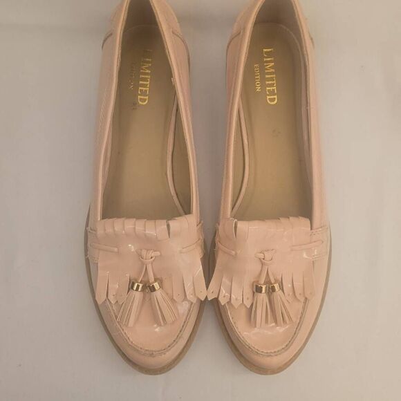 Fringe Trim Mens Tassle Loafers With Insolia Flex, Pink/Nude Color Patent, EUC, main image 4